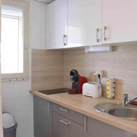 Appartement Cap D'Agde, 3 Pieces, 8 Personnes - Fr-1-249-342 * אגדה