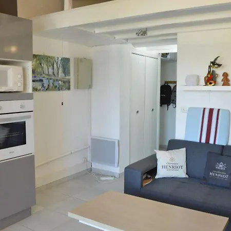 Appartement Cap D'Agde, 3 Pieces, 8 Personnes - Fr-1-249-342 דירה